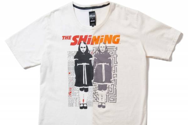 glamb×スタンリー・キューブリック、映画『シャイニング』ロゴ入りTシャツなど名作モチーフのウェア