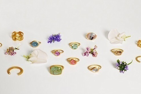 トーカティブ“カラフル天然石”の1点ものジュエリー、東京・大阪のエストネーションで