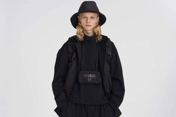 Y-3 20年秋冬メンズ＆ウィメンズコレクション、スポーツ競技×都市のムードをミックス