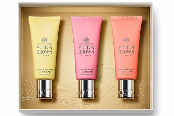 モルトンブラウンのハンドクリームセット「オレンジ＆ベルガモット」など3種の香りを詰め込んで