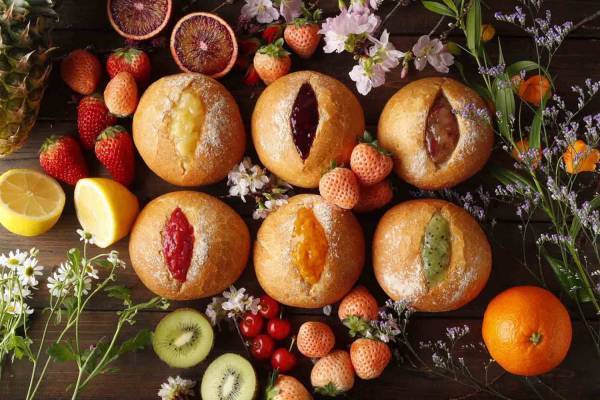 大人のジャムパン専門店「月と花」“いちごと花”がテーマの春の新作ジャムパン、東京・銀座に