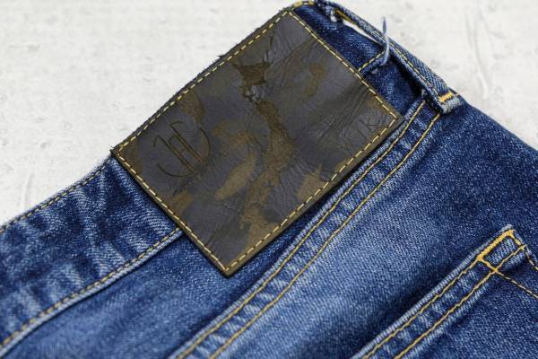 wjk×ジャパンブルージーンズ”メイドインジャパン”にこだわるダメージデニム