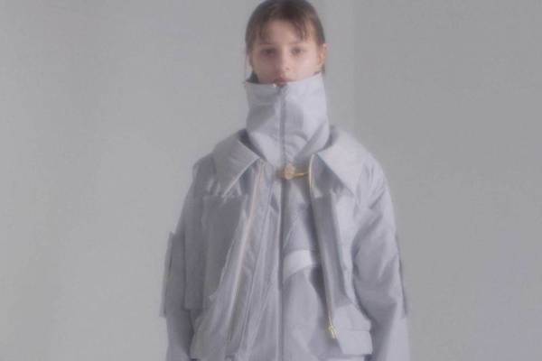 バルムング 2020-21年秋冬コレクション - 観念的な“時間”の象形