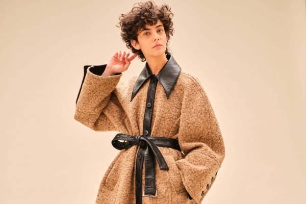 アキラナカ 2020年秋冬コレクション - 狂気の中に見出すエレガンス