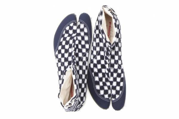 ムーンスター“久留米絣”を使用した足袋着想＆ローカットスニーカー、藍染で市松模様を表現