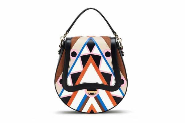 エミリオ・プッチ「ドラバッグ」新作、ラフィア×プリントシルクの編み込みバッグやカラフルモチーフ