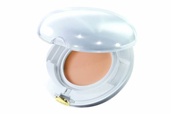 エリクシール「つや玉ファンデーション」が進化、カバー力UPしながら自然なツヤ肌に