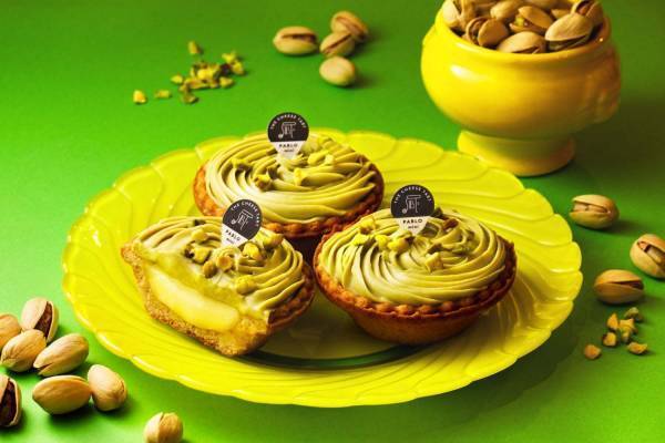 パブロミニの新作「贅沢ピスタチオ」焼きたてチーズタルトに、ピスタチオペースト＆クリームたっぷり