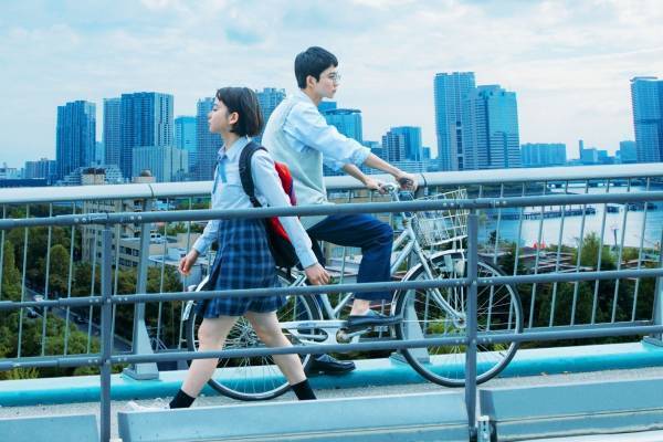 岡崎京子の漫画『ジオラマボーイ・パノラマガール』映画化、東京で生きる少年少女のラブストーリー