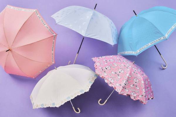 ポール & ジョー アクセソワから、猫プリント&草木花に蝶々舞う新作傘が登場