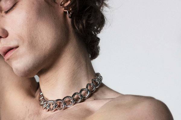 トムウッド新作ジュエリー「Liz コレクション」エリザベス・テイラーから着想を得たピアスやネックレス