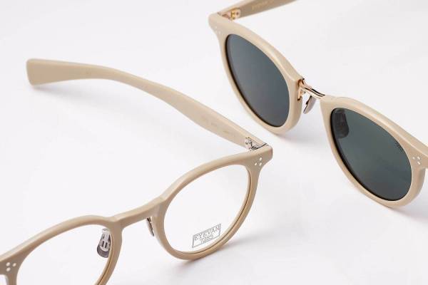 アイヴァン 7285から“くすみベージュ”の直営店限定アイウェア、アンティーク陶器に着想