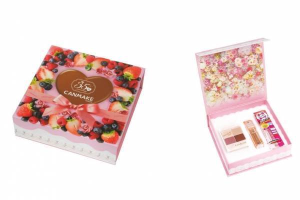 「キャンメイク 35th コフレ」“メルティールミナスルージュ”など人気コスメをケーキ風BOXに