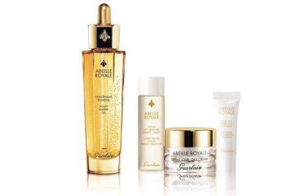 ゲラン“蜂蜜生まれ”の「アベイユ ロイヤル」ベストセラー美容液“現品サイズ”入りコフレ