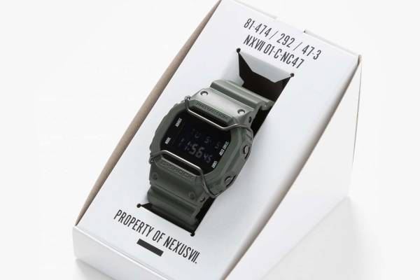 G-SHOCK×ネクサスセブンの限定腕時計、ロゴを排除したオリーブカラーのミリタリーモデル