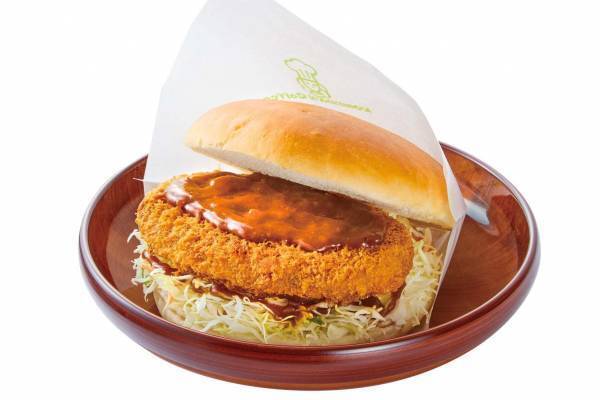 新宿中村屋×コメダ珈琲店「カリーメンチカツバーガー」ピリッと辛いカリーソース×肉厚メンチカツ