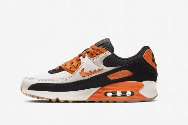 ナイキの新作スニーカー「エア フォース 1 PRM」ジュエル スウッシュ採用のエア マックス 90も