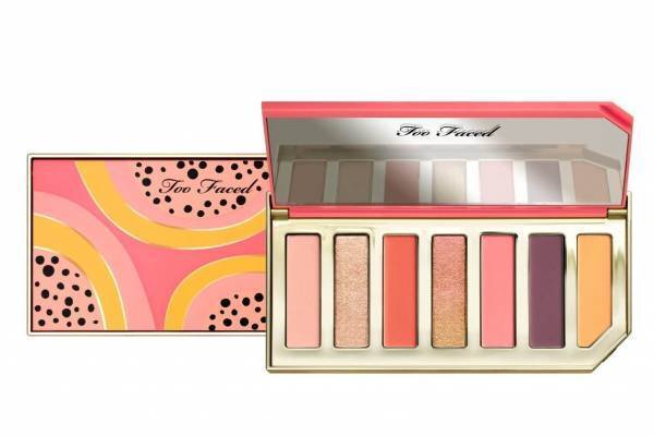 トゥー フェイスド限定“パパイヤ ”香るカラフルアイパレット＆“焼きパイナップル”ハイライター