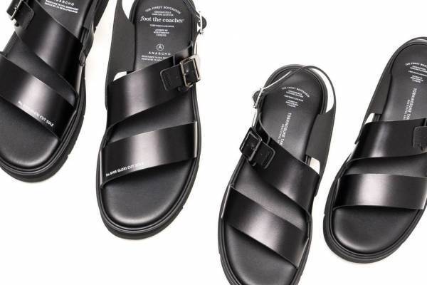 フット ザ コーチャーの定番サンダル、シンプルベルト＆民族サンダル着想の2型 - レディースも展開