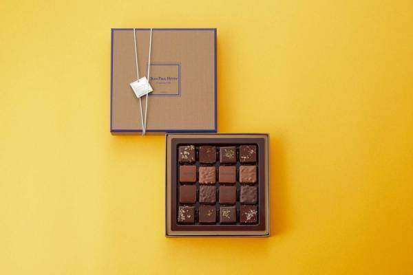 ジャン=ポール・エヴァン“チーズ”を使ったボンボンショコラ、4種のチーズにナッツ＆スパイスをミックス