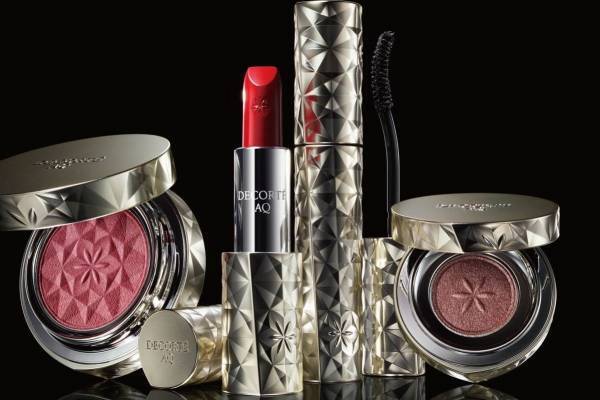コスメデコルテ AQのポイントメイク誕生、立体唇演出のクリーミィリップスティック＆ツヤ肌叶えるチーク