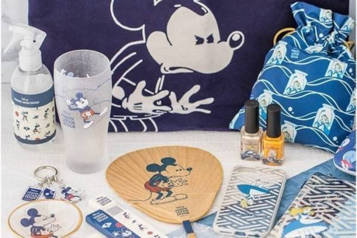 ディズニーキャラクターの 粋 な和雑貨 藍色ミッキーマウスうちわ ふしぎの国のアリス文具 年6月12日 ウーマンエキサイト 1 2