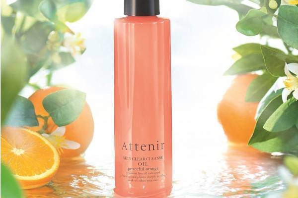 アテニア人気クレンジング「スキンクリア クレンズ オイル」に限定“ピースフルオレンジ”の香り