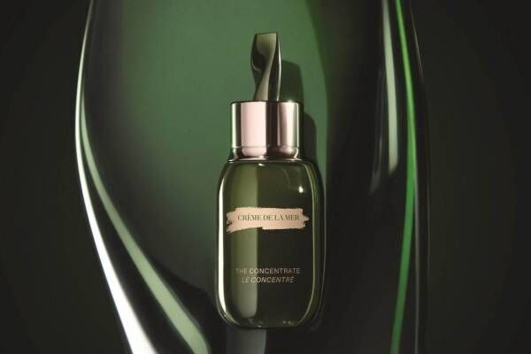 ドゥ・ラ・メールの“お守り”美容液「ザ・コンセントレート」が進化  