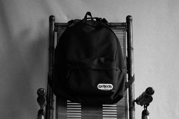 ネクサスセブン × アウトドアプロダクツのバックパック、ヴィンテージのミリタリーバッグがモチーフ