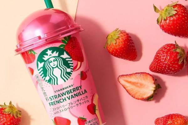 スターバックス“史上最大量のいちご果肉”×まろやかミルクの新作チルドカップ、全国ファミマで