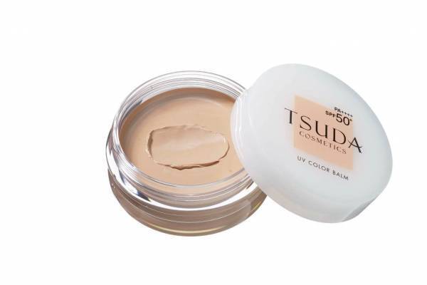津田コスメ「UVカラーバーム」UVケアしながらニキビケア＆ベースメイクできる人気マルチバーム