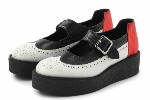 リミ フゥの新作ウィメンズシューズ、華やかなラメ×厚底ソールのレザーウィングチップシューズ