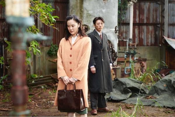 映画『スパイの妻』蒼井優×高橋一生が“時代”に翻弄される夫婦役に - 監督は黒沢清