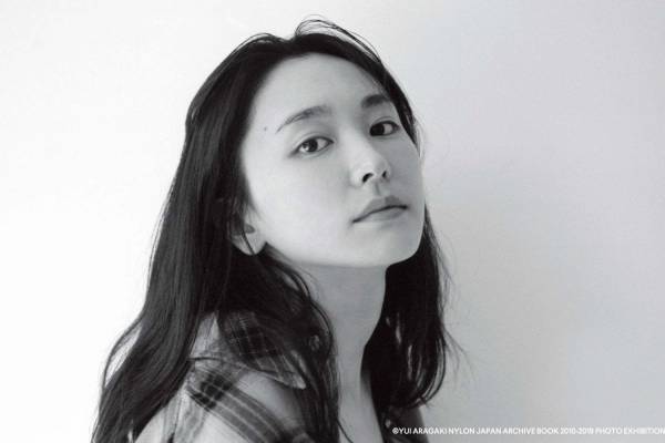 新垣結衣初の写真展が福岡・札幌・広島で - 未公開の撮り下ろし写真など展示、展覧会限定グッズも