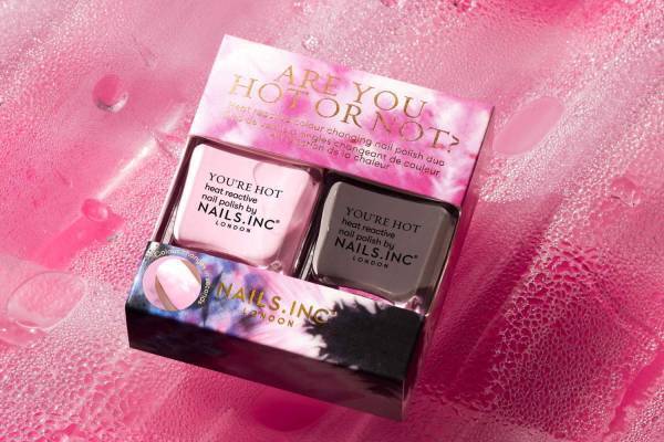 ネイルズ インク“温度で色が変わる”ネイルポリッシュ「ユア ホット オア ノット」ピンク＆グレー