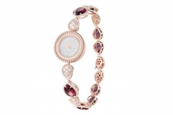 ブシュロン「セルパンボエム」新作ジュエリー＆腕時計、指に浮かぶような“ドロップ”モチーフのリングなど