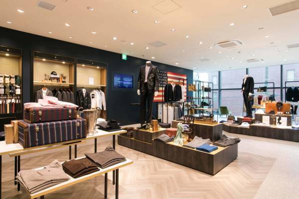 ブルックス ブラザーズの新店舗が表参道にオープン、シャツカスタマイズの限定スペース設置