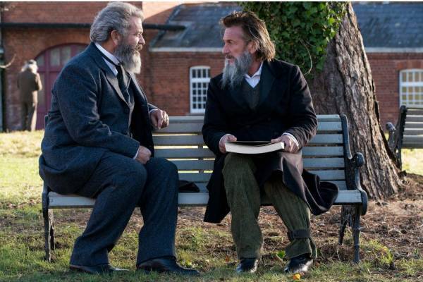 映画『博士と狂人』メル・ギブソン×ショーン・ペン初共演、“世界最高峰の大辞典”編纂秘話を描く