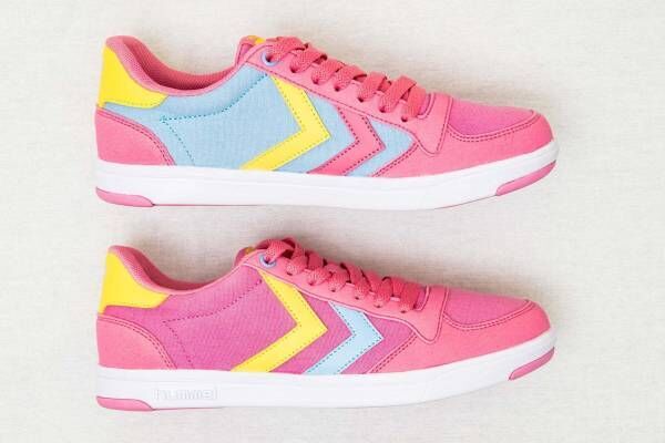 デンマーク発 ヒュンメルのスニーカー スタディール アシンメトリーカラー の限定モデル 年7月19日 ウーマンエキサイト