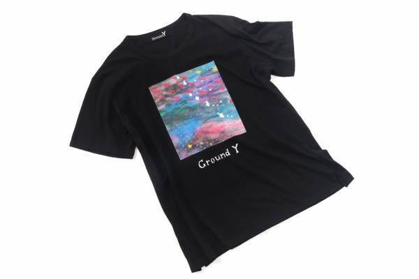 Ground Y“夢の中”などのイラストを施したTシャツ、深川麻衣の描き下ろし