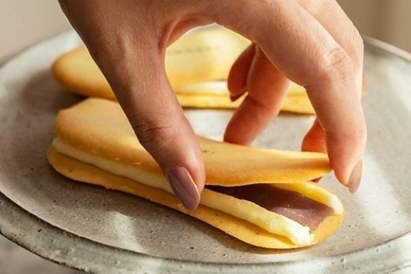 “おたべ”の美十によるラングドシャ専門店「ミユカ」グランスタ東京に出店、進化形ふわシャリ食感