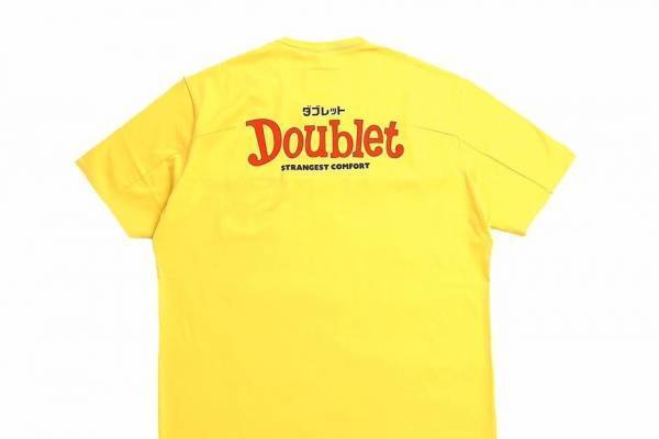 ダブレット×ウィズム“ファミレス”ユニフォーム風Tシャツ、紙ナプキン風ハンカチのプレゼントも