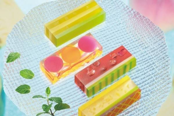 “フルーツフレーバー”の涼やか和菓子「夏ささらがた」が和菓子の老舗・両口屋是清から