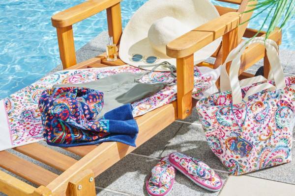 ドイツ伝統織物“シュニール織”の「フェイラー」に新ライン、実りの秋がテーマのインテリアアイテムなど