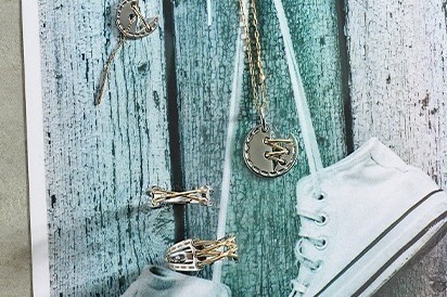 スタージュエリー ガール“スニーカー”着想の新作ジュエリー、靴紐＆シューホールを模ったリングなど