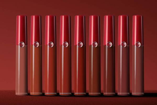 ジョルジオ アルマーニ ビューティ“水の都ヴェネツィア”着想のテラコッタ色「リップ マエストロ」