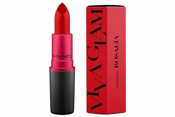 M·A·C「ビバ グラム」“燃え盛る炎”のようなブライトオレンジレッドリップ、ロザリアとコラボ