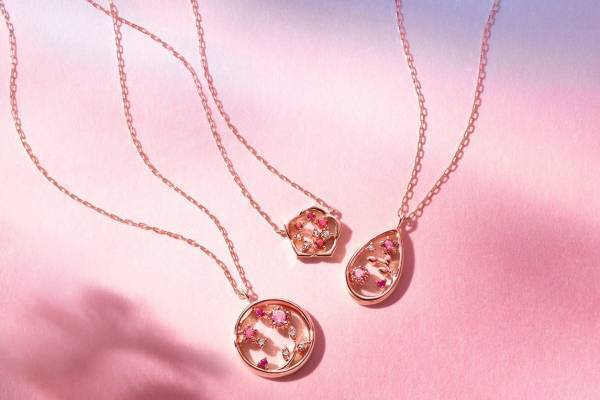 4℃新作ジュエリー - ナデシコやキキョウなど“可憐な花々”を表現したネックレス