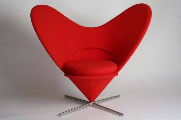 神戸ファッション美術館で「デンマーク・デザイン」展 - 磁器＆家具など約200点でたどるデザイン史