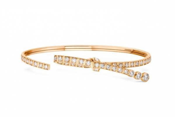 シャネル「リュバン ドゥ シャネル」新作ジュエリー、“リボン”モチーフのリング＆ブレスレット